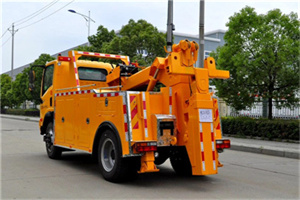 达日高速路拖车费