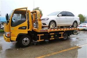 达日附近拖车救援24小时服务热线